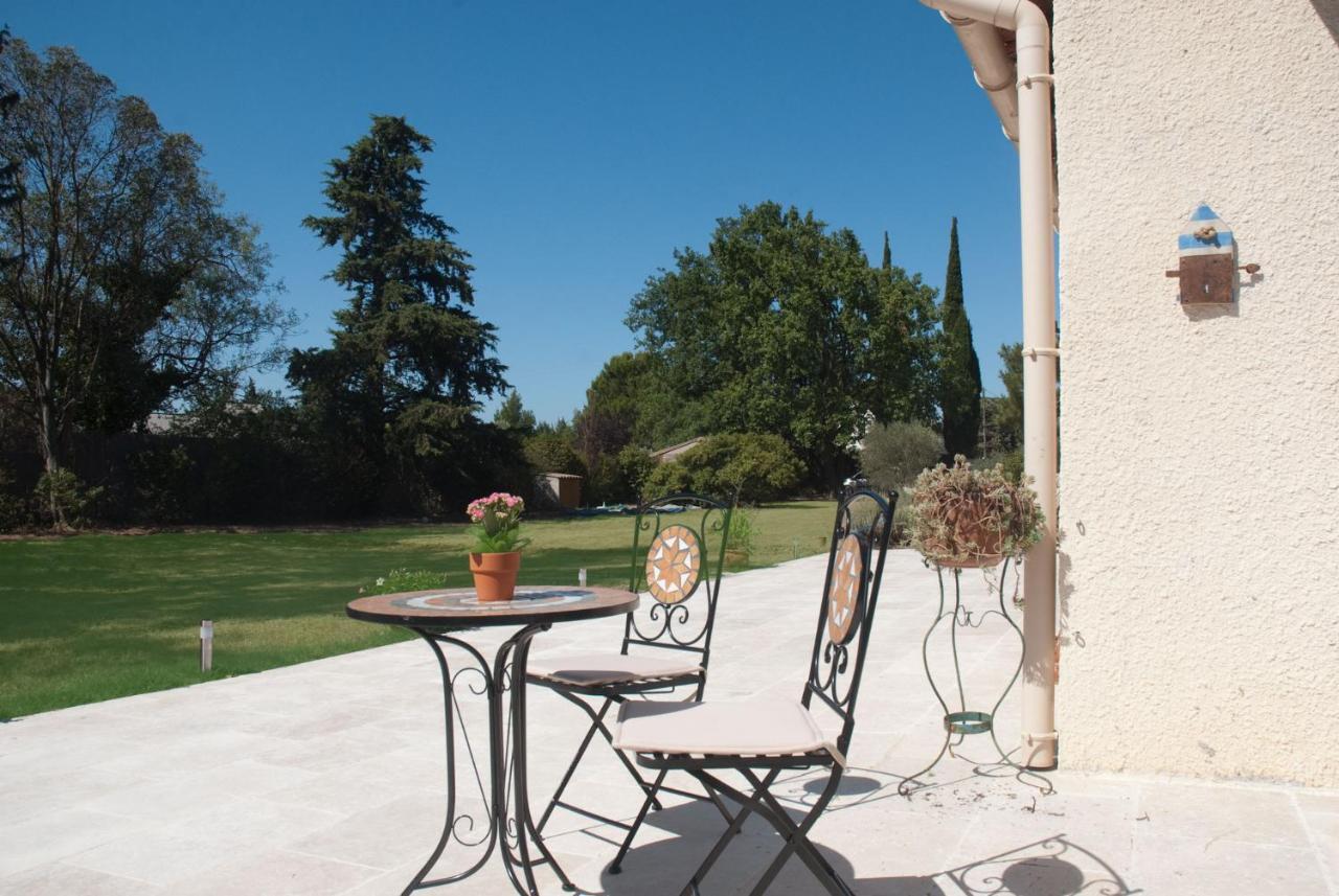 Vintage Provence Hotel Arles Buitenkant foto